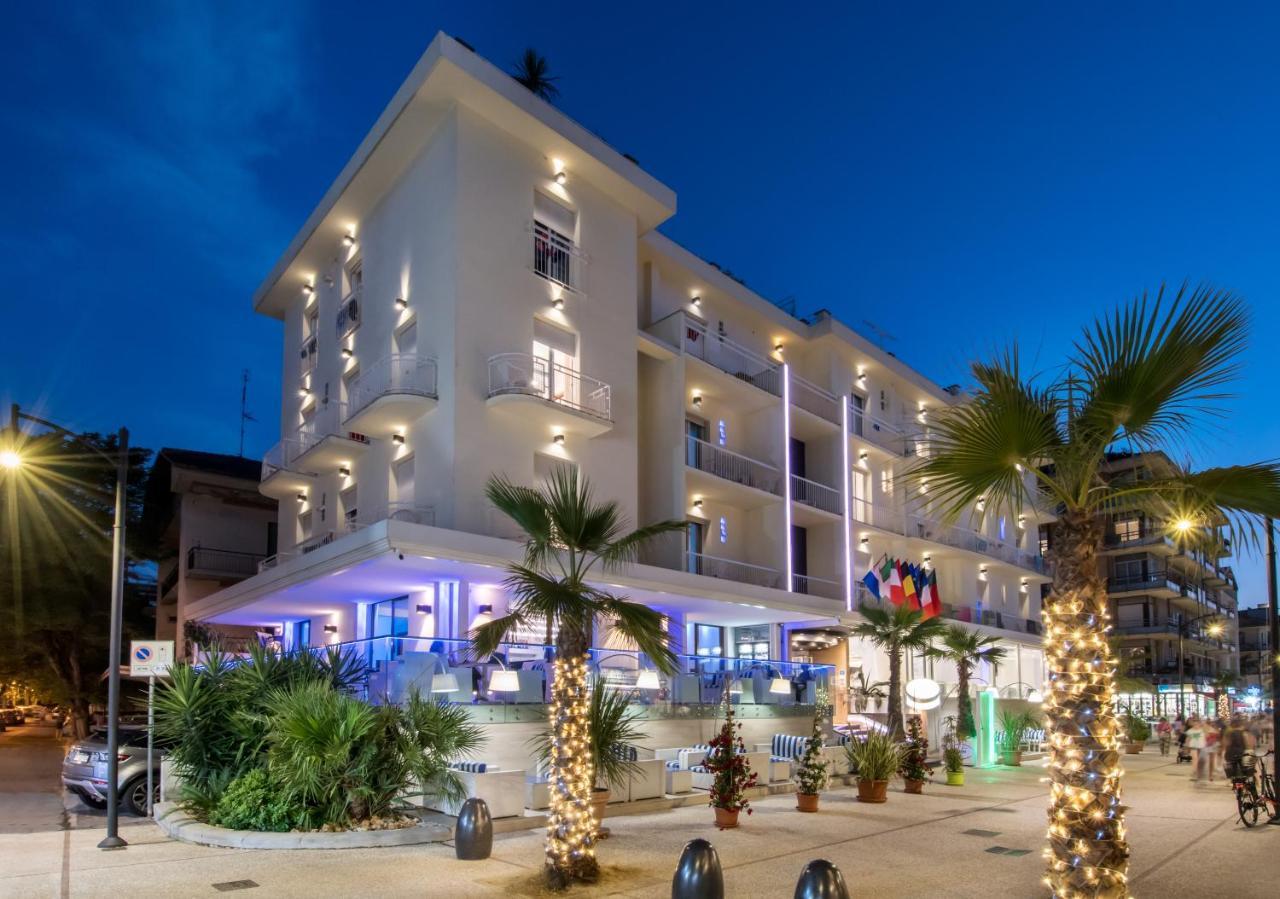 Hotel Lido Cattolica Eksteriør billede