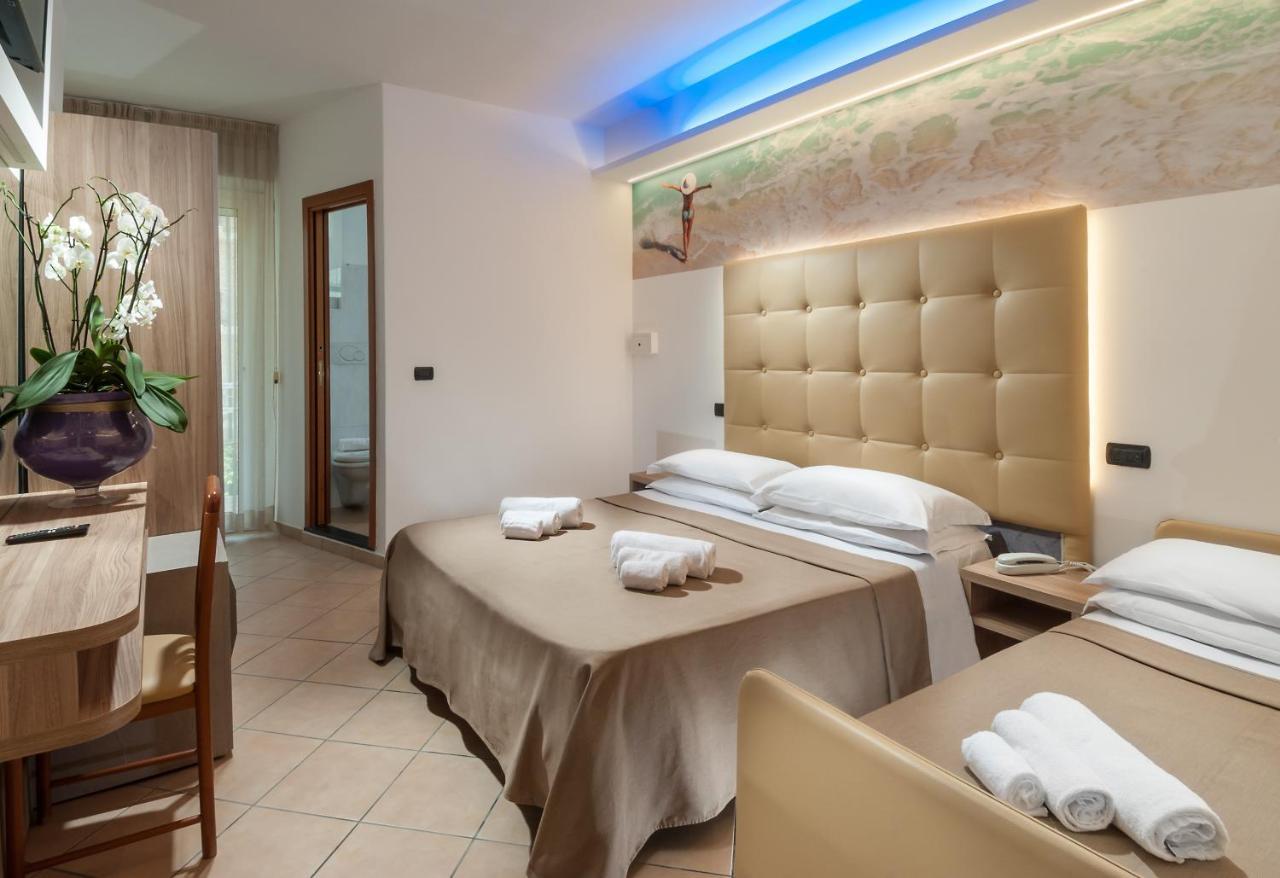 Hotel Lido Cattolica Eksteriør billede