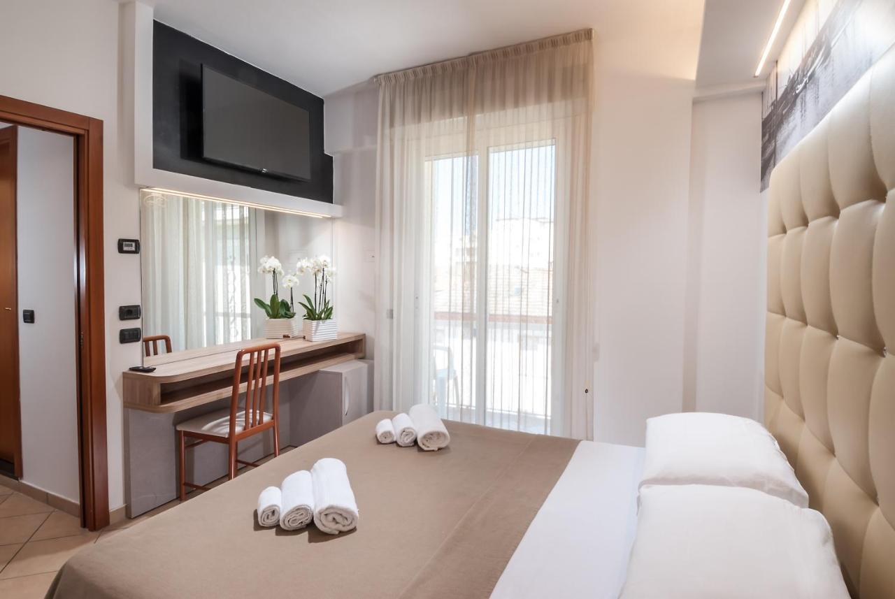 Hotel Lido Cattolica Eksteriør billede