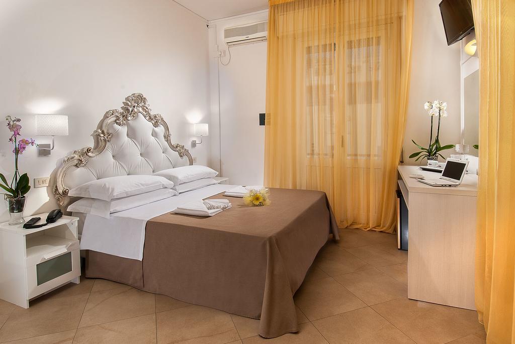 Hotel Lido Cattolica Værelse billede